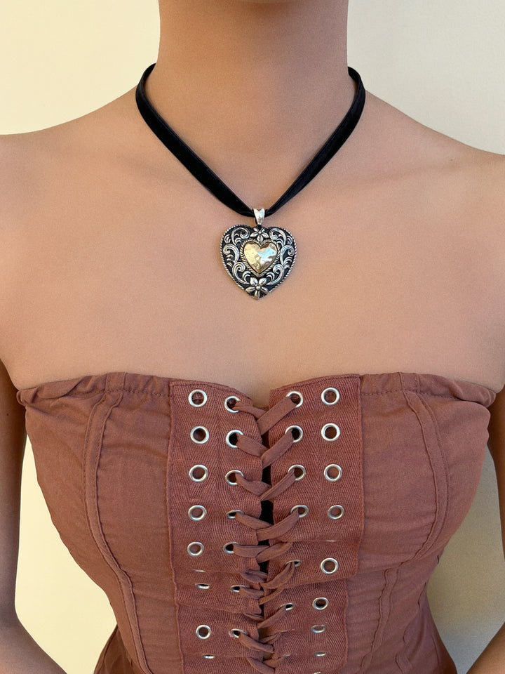 Victorias Heart Necklace